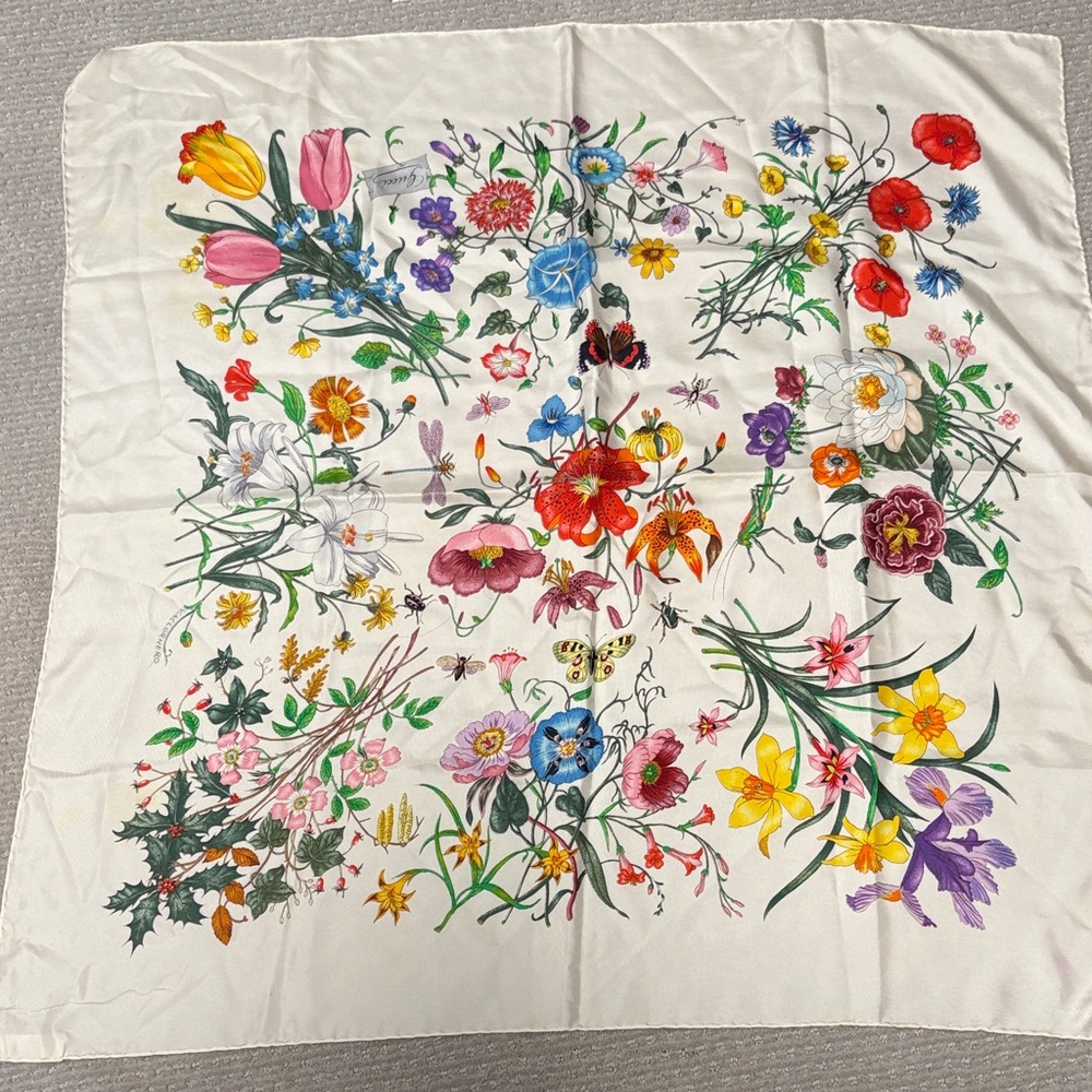 Vintage Gucci Floral Silk Scarf with Multicolor Bouquet Print
